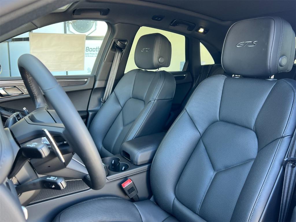 new 2025 Porsche Macan car, priced at $107,775