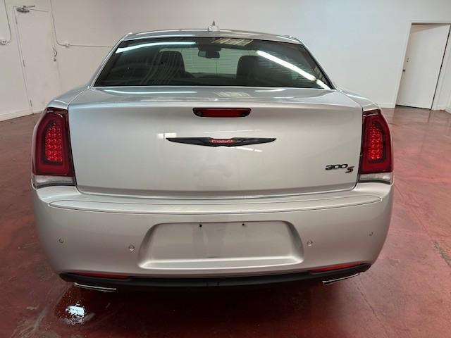 used 2021 Chrysler 300 car, priced at $19,495