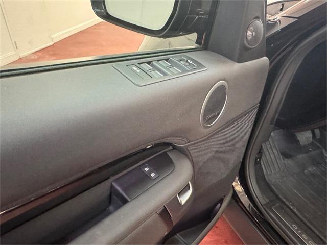 used 2023 Land Rover Discovery car, priced at $39,495