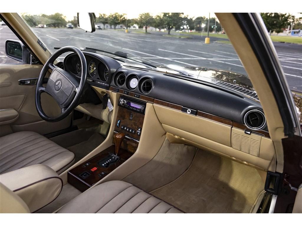 used 1987 Mercedes-Benz 560SL car