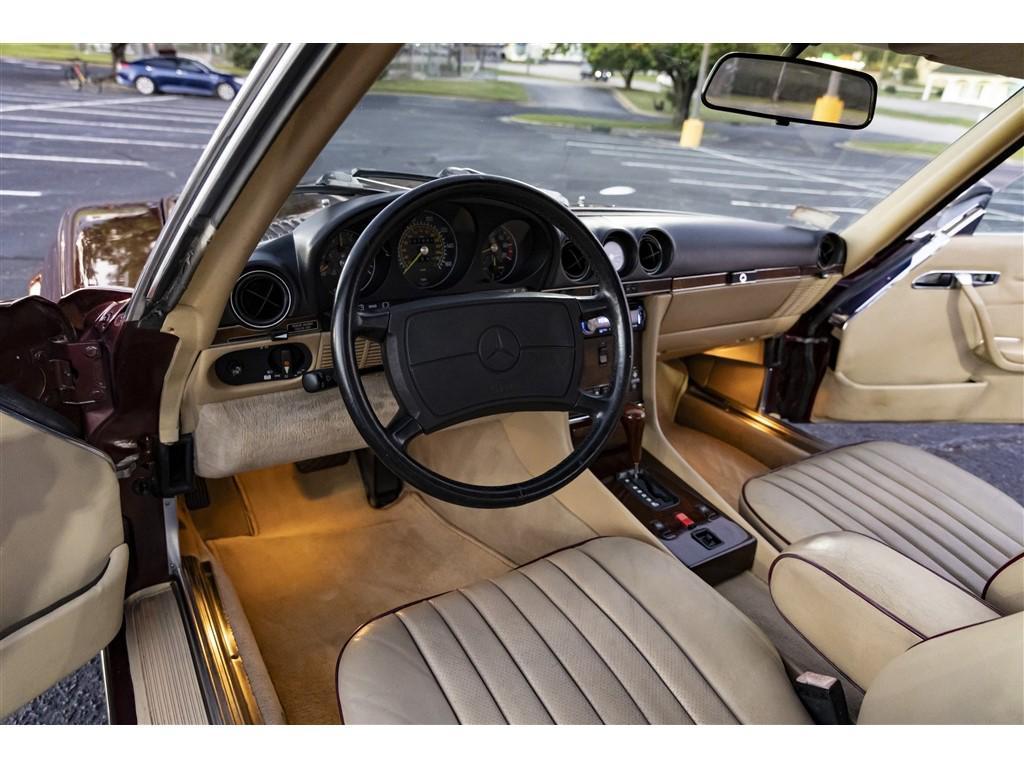 used 1987 Mercedes-Benz 560SL car