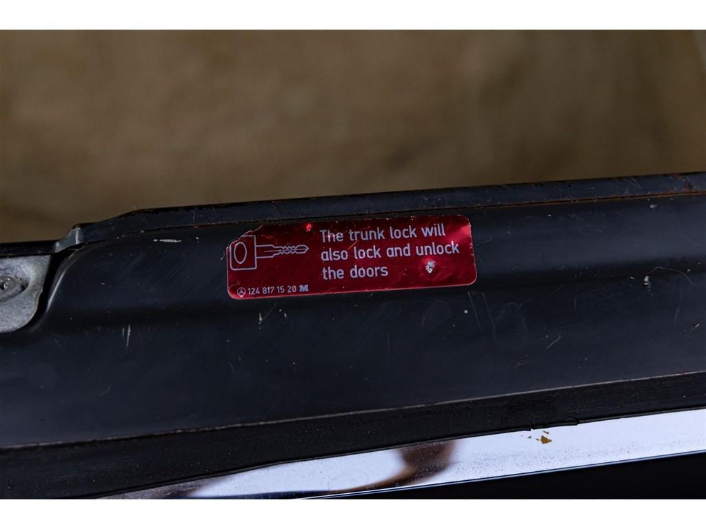 used 1987 Mercedes-Benz 560SL car