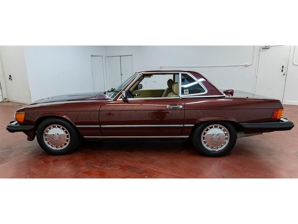 used 1987 Mercedes-Benz 560SL car