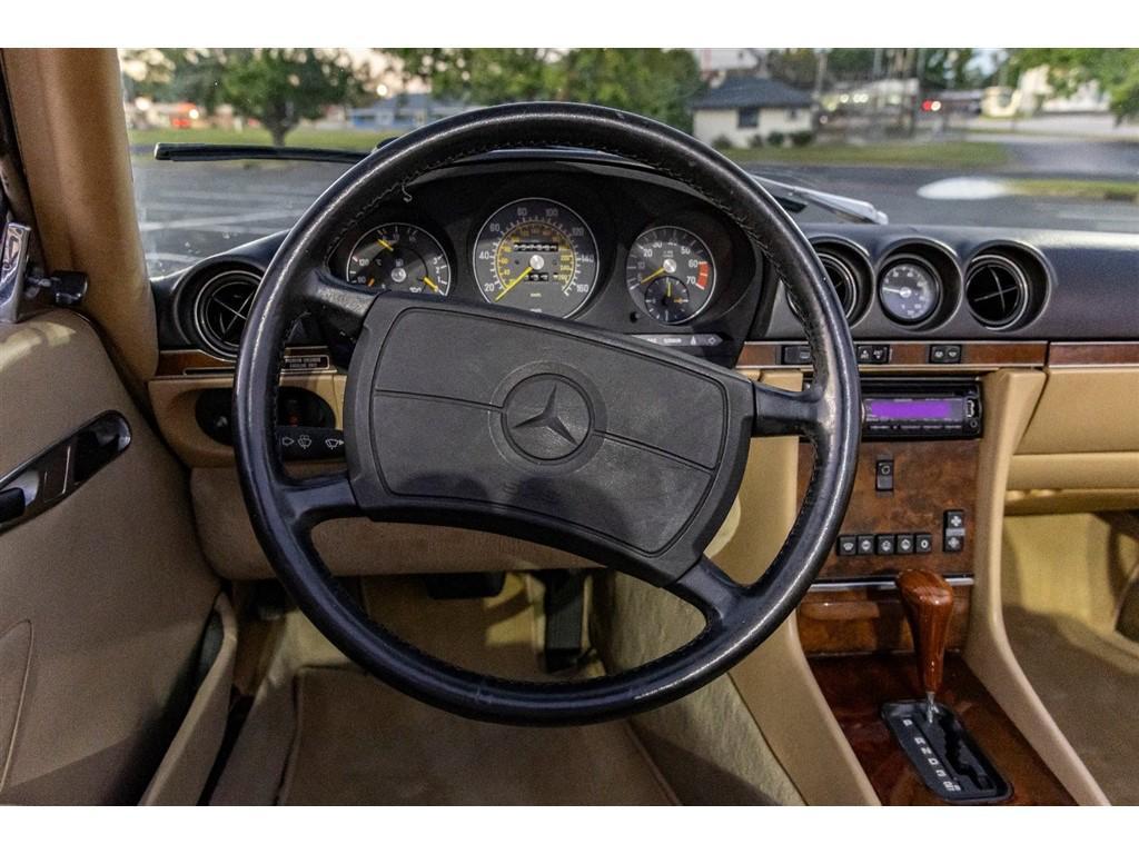 used 1987 Mercedes-Benz 560SL car
