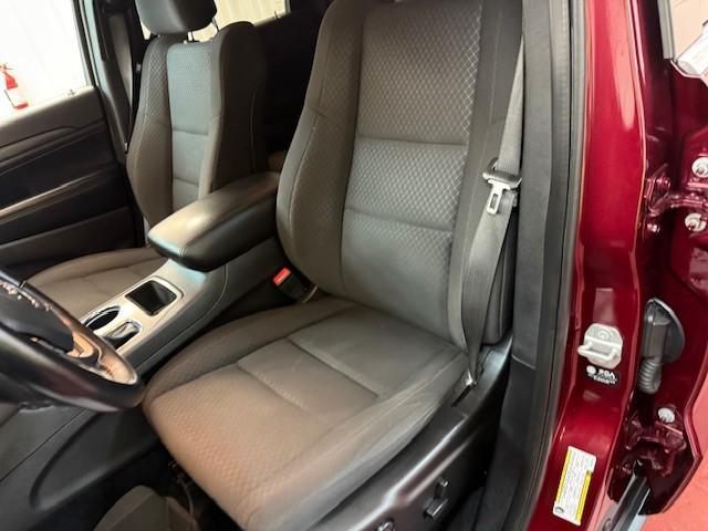 used 2022 Jeep Grand Cherokee car, priced at $19,699