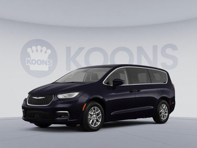 used 2023 Chrysler Pacifica car, priced at $23,547