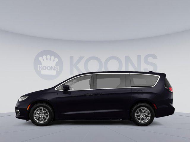used 2023 Chrysler Pacifica car, priced at $23,547