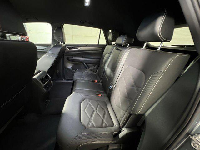 used 2024 Volkswagen Atlas Cross Sport car, priced at $32,720