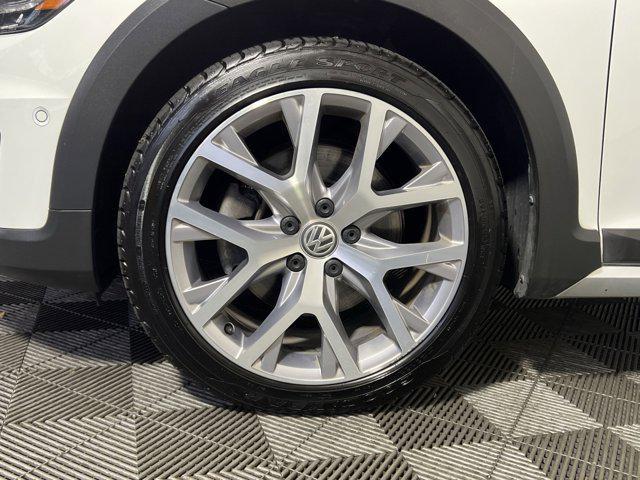 used 2018 Volkswagen Golf Alltrack car, priced at $20,000