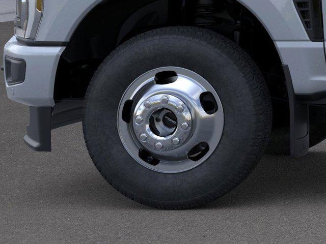 new 2025 Ford F-350 car, priced at $87,333