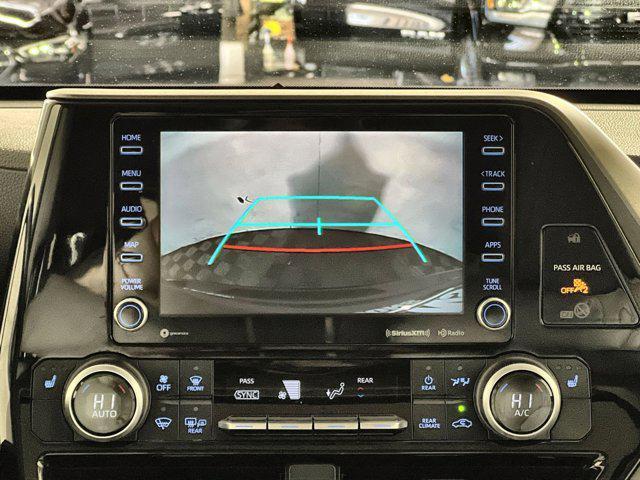 used 2022 Toyota Highlander car, priced at $32,500