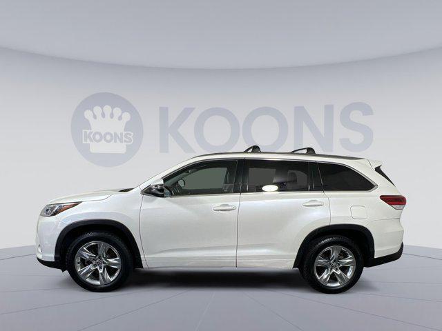 used 2018 Toyota Highlander car, priced at $22,839