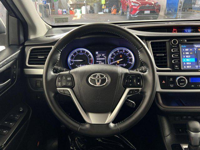 used 2018 Toyota Highlander car, priced at $22,839