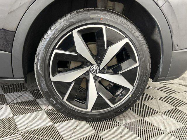 used 2023 Volkswagen ID.4 car, priced at $25,593