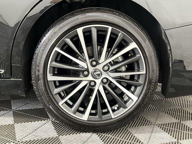 used 2022 Lexus ES 300h car, priced at $35,988