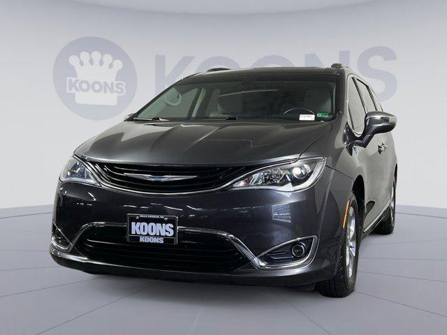 used 2018 Chrysler Pacifica Hybrid car, priced at $22,000