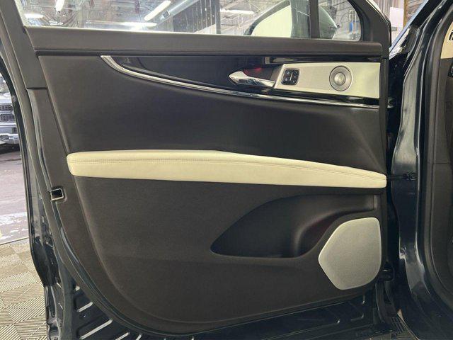 used 2021 Lincoln Nautilus car, priced at $34,894