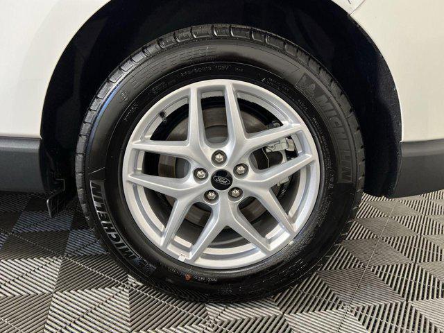 used 2024 Ford Edge car, priced at $28,297