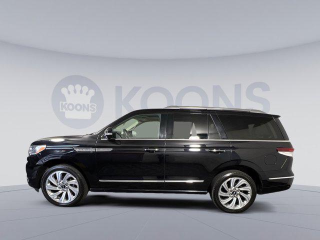 used 2024 Lincoln Navigator car, priced at $61,632
