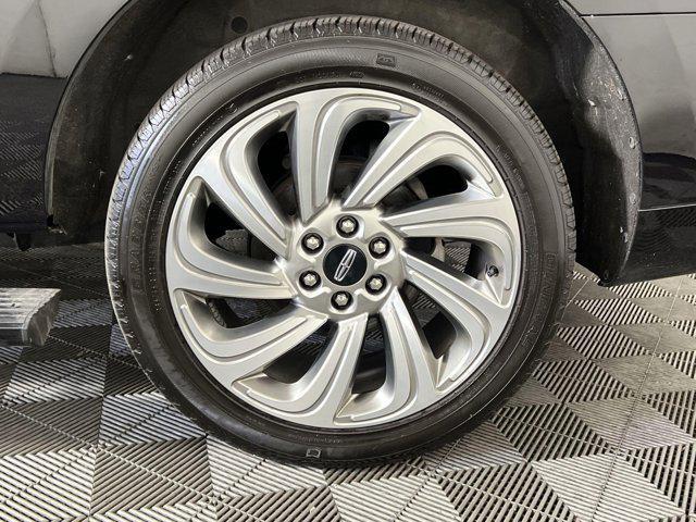 used 2024 Lincoln Navigator car, priced at $61,632