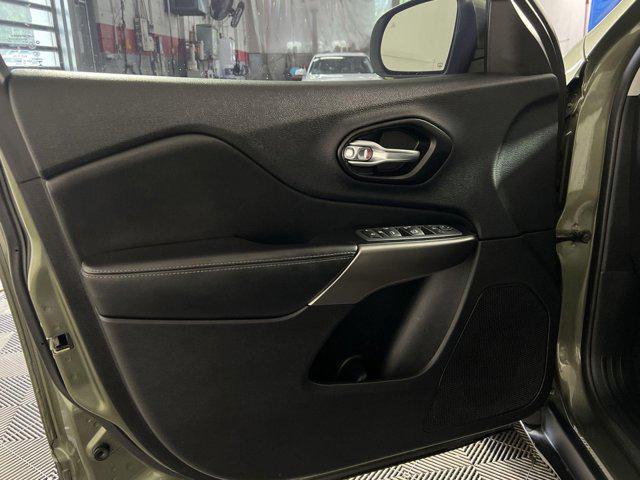 used 2021 Jeep Cherokee car, priced at $16,809