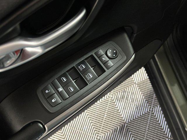 used 2021 Jeep Cherokee car, priced at $16,809