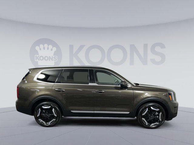 used 2024 Kia Telluride car, priced at $32,500