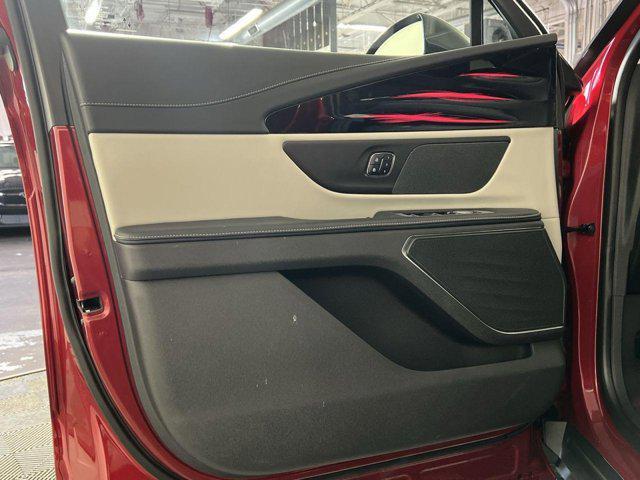 used 2024 Lincoln Nautilus car, priced at $49,000