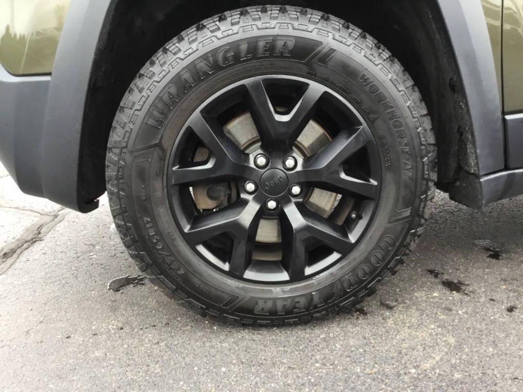 used 2016 Jeep Cherokee car, priced at $12,500