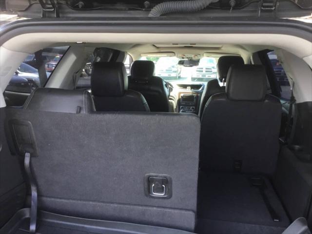 used 2016 Chevrolet Traverse car, priced at $11,990