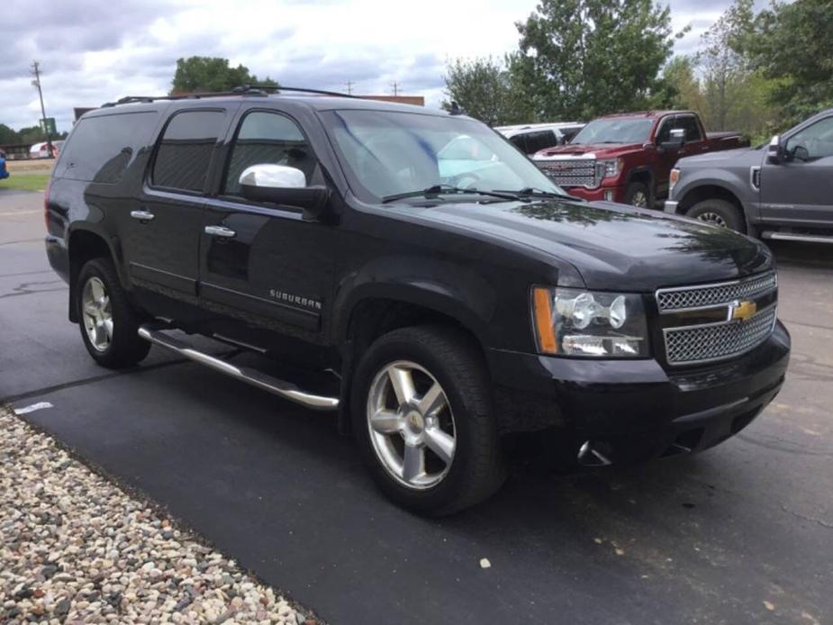 used 2013 Chevrolet Suburban car, priced at $10,990