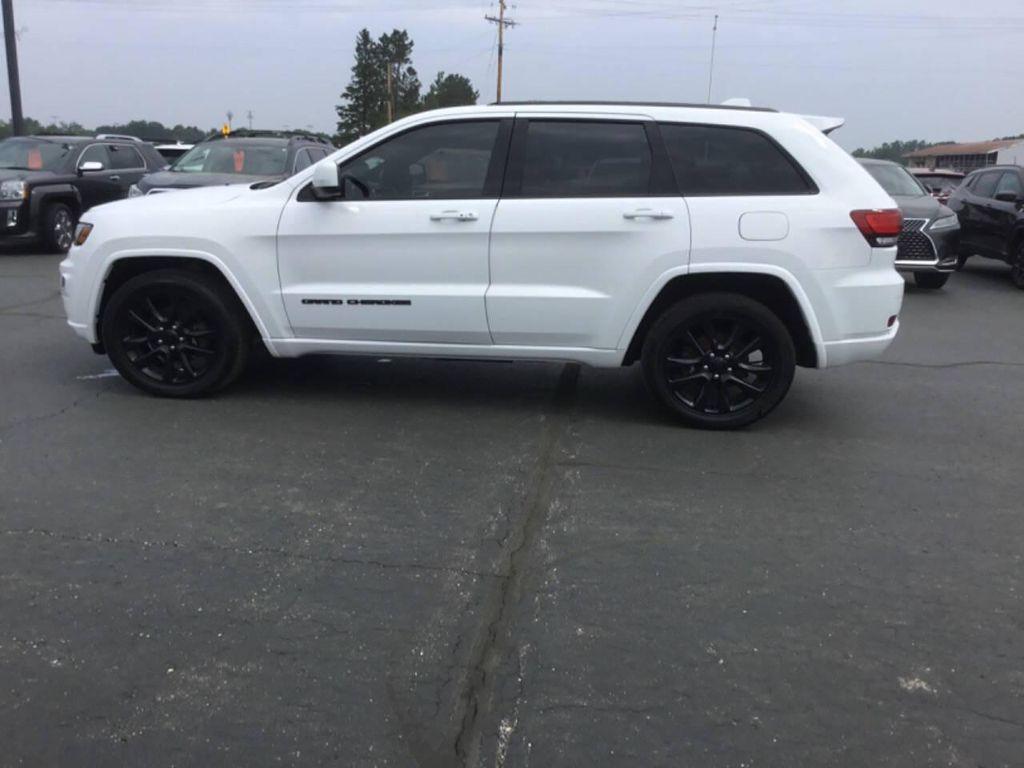 used 2018 Jeep Grand Cherokee car, priced at $17,990