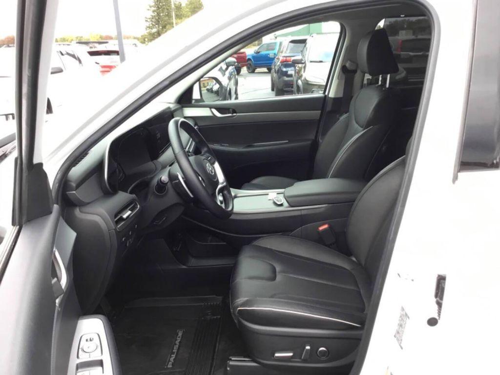 used 2024 Hyundai Palisade car, priced at $34,990