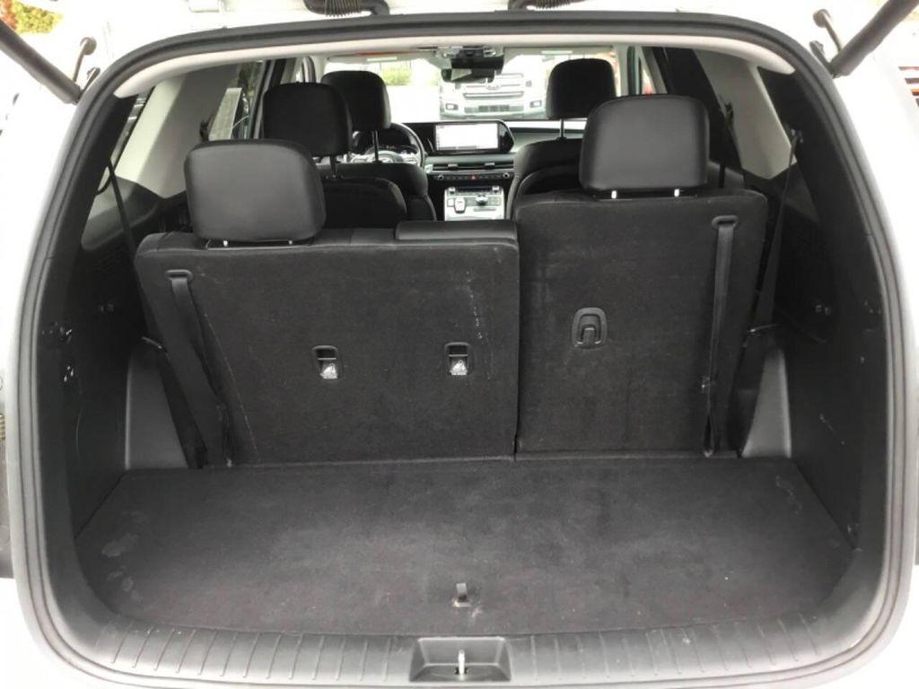 used 2024 Hyundai Palisade car, priced at $34,990