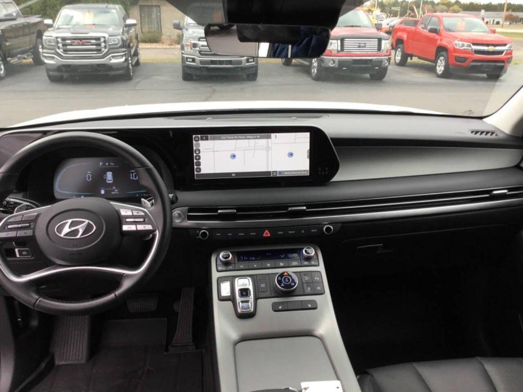 used 2024 Hyundai Palisade car, priced at $34,990