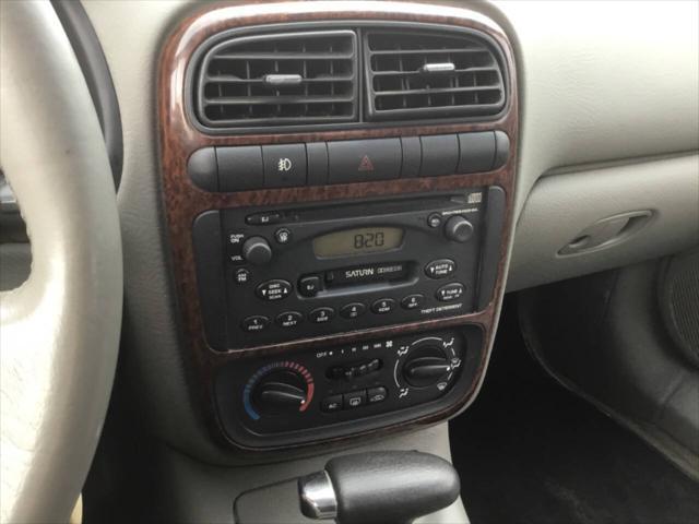 used 2000 Saturn LS car, priced at $4,990