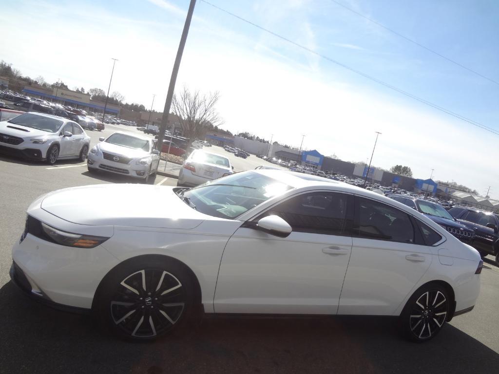 used 2024 Honda Accord Hybrid car, priced at $30,975