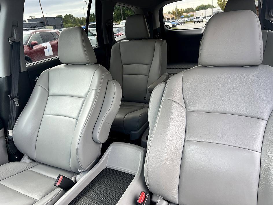 used 2019 Honda Pilot car, priced at $22,488