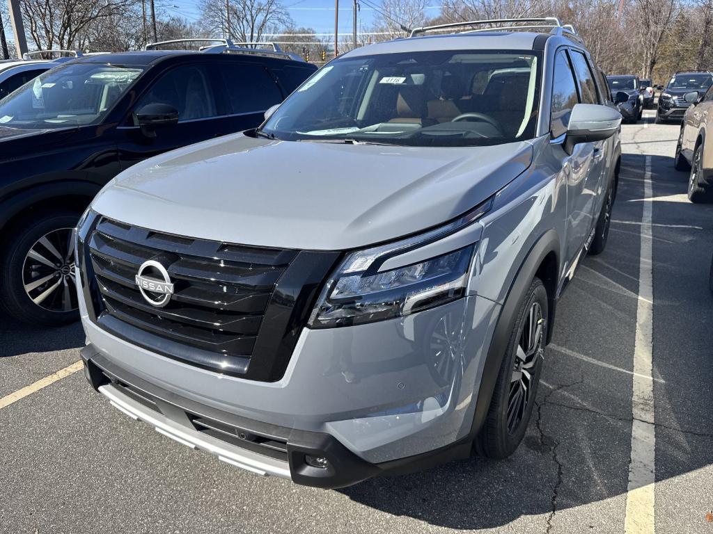 new 2025 Nissan Pathfinder car, priced at $50,390