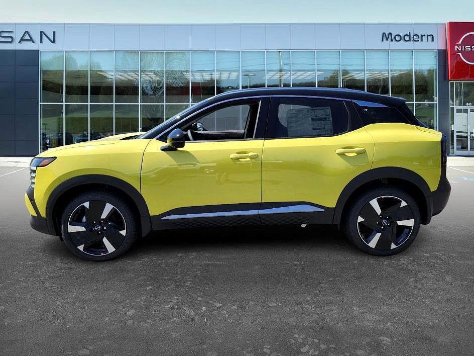 new 2025 Nissan Kicks car, priced at $28,259