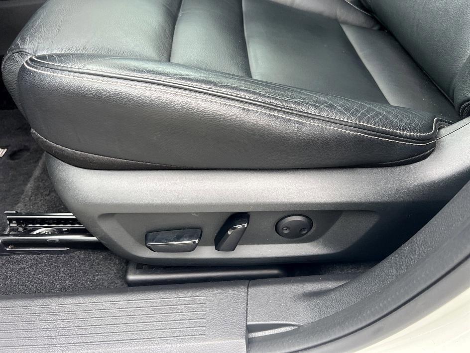 used 2021 Nissan Rogue car, priced at $25,488