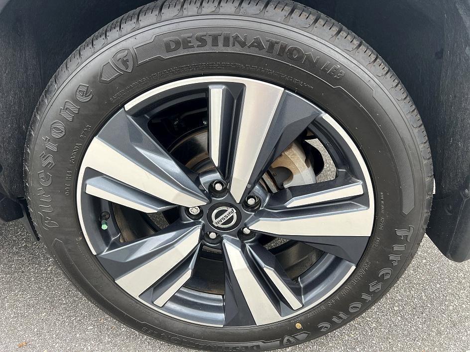 used 2021 Nissan Rogue car, priced at $25,488