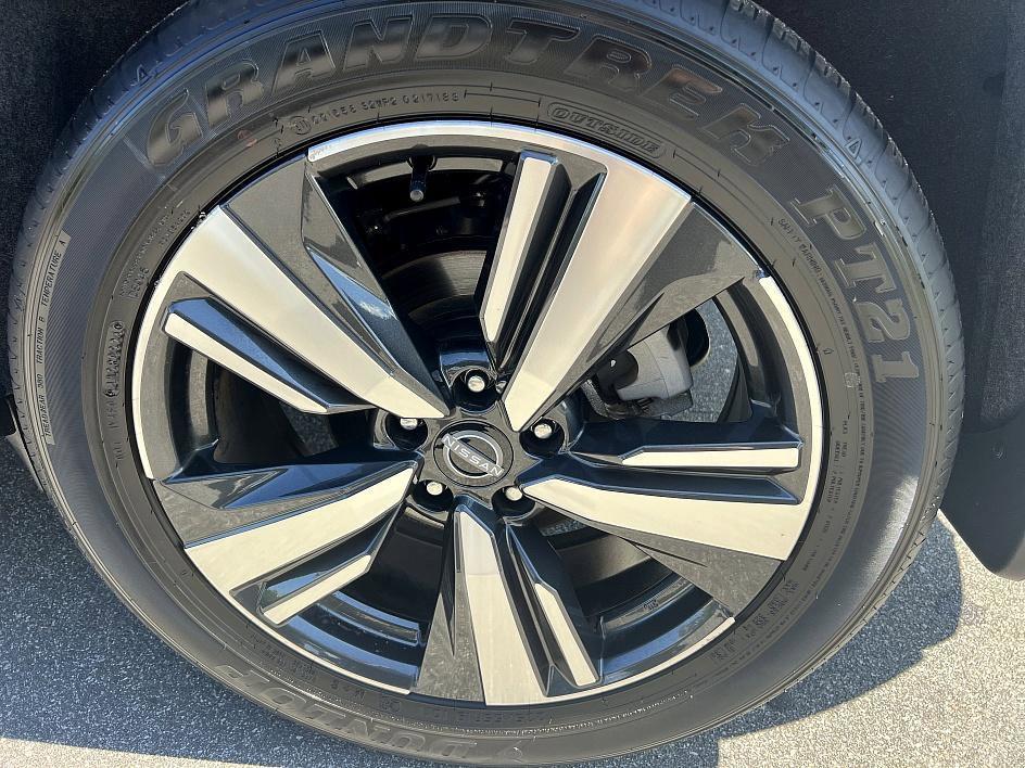 used 2024 Nissan Rogue car, priced at $27,475