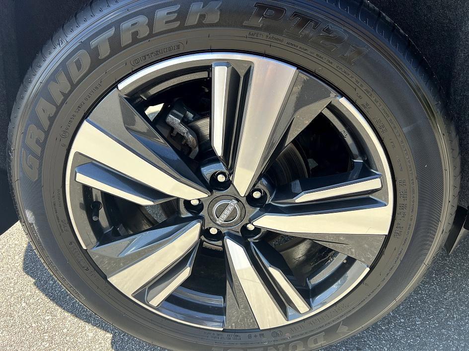 used 2024 Nissan Rogue car, priced at $27,475