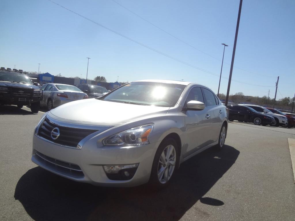 used 2014 Nissan Altima car, priced at $10,988