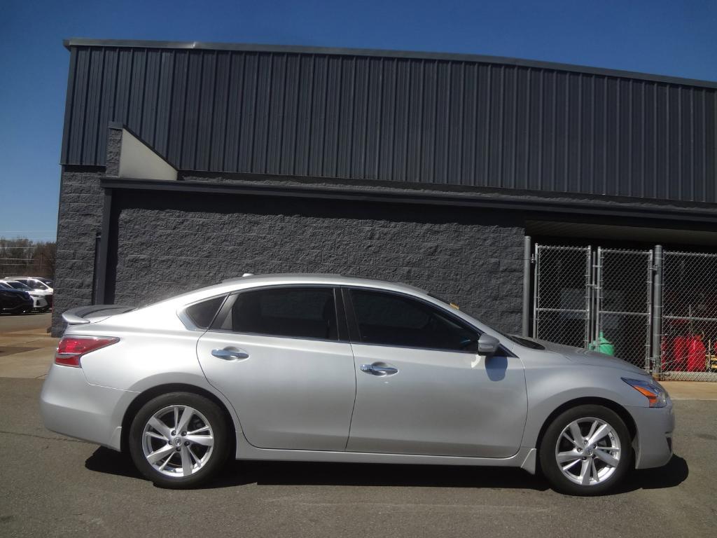 used 2014 Nissan Altima car, priced at $10,988