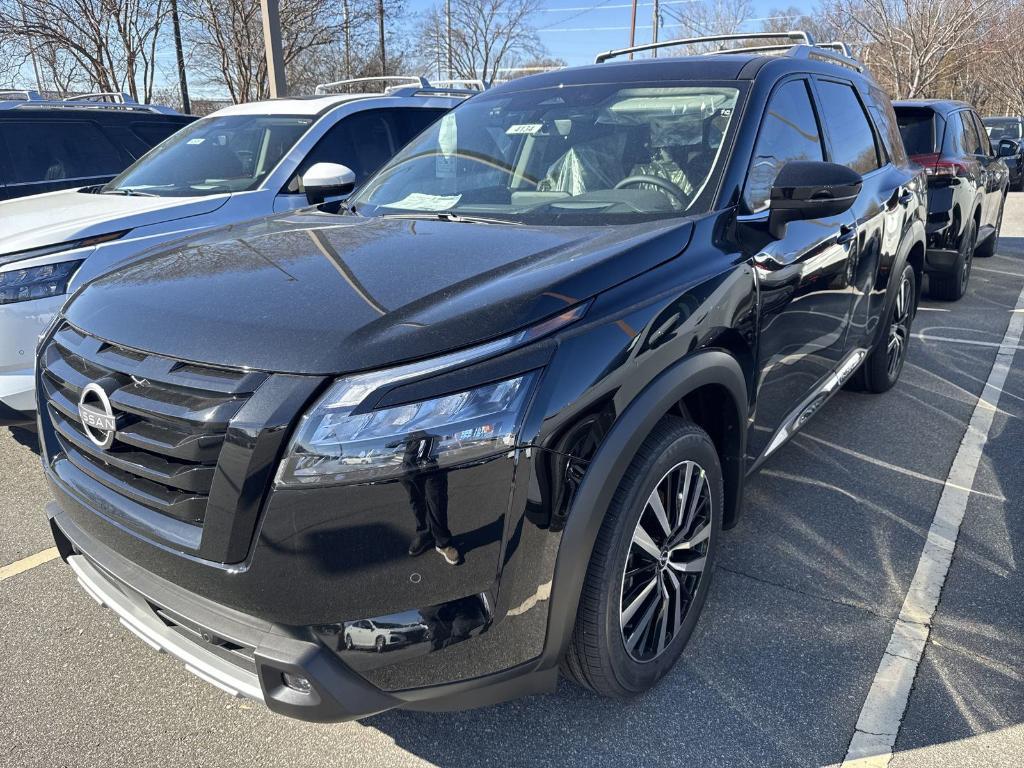 new 2025 Nissan Pathfinder car, priced at $49,735