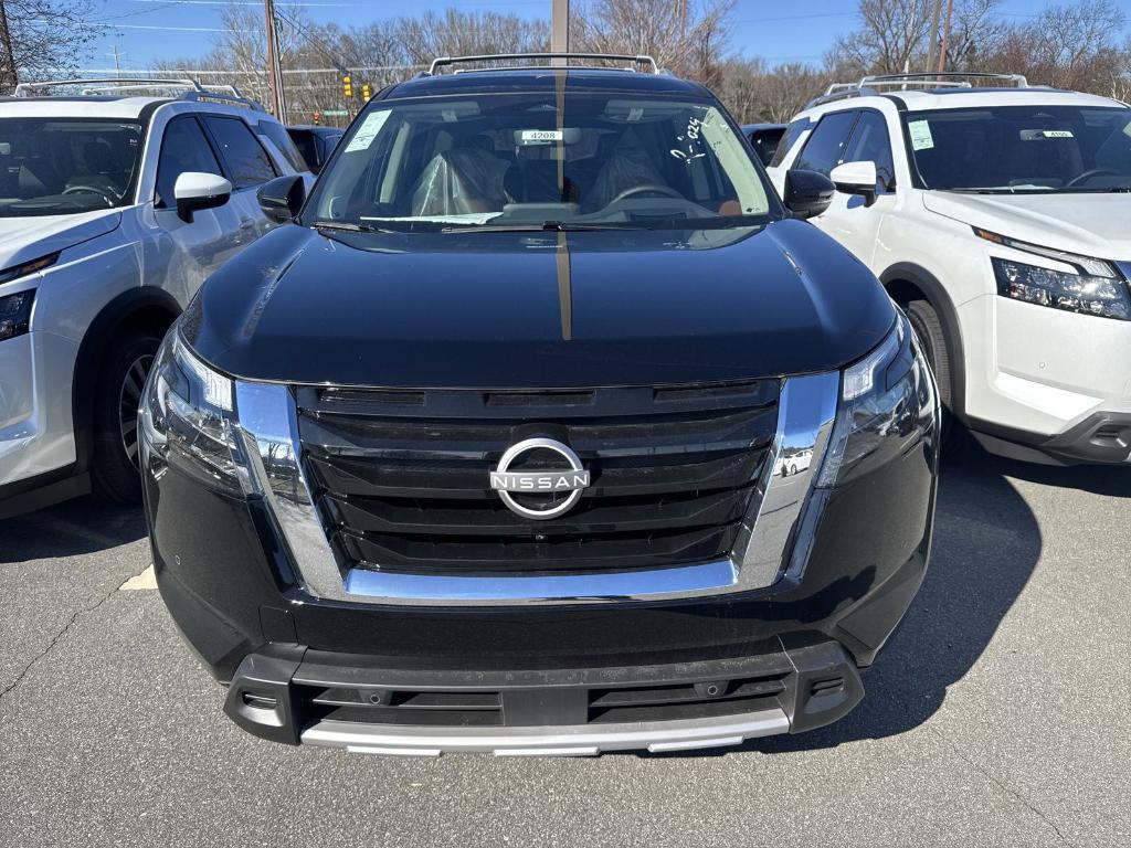 new 2025 Nissan Pathfinder car, priced at $48,855