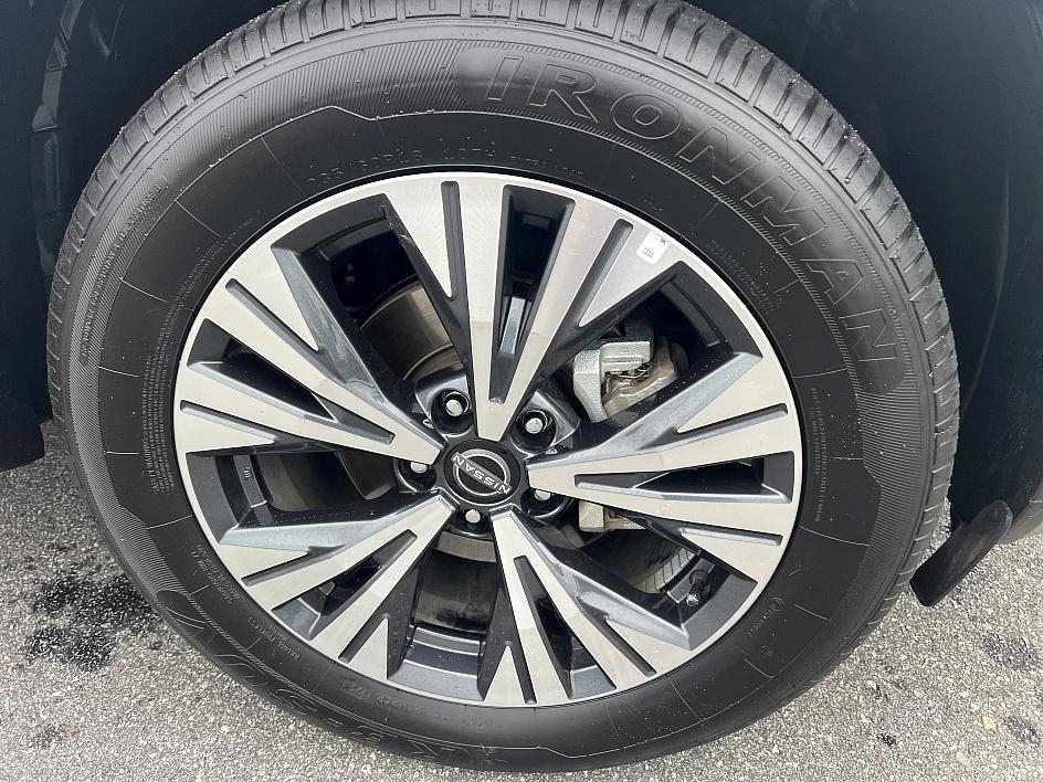 used 2023 Nissan Rogue car, priced at $20,975