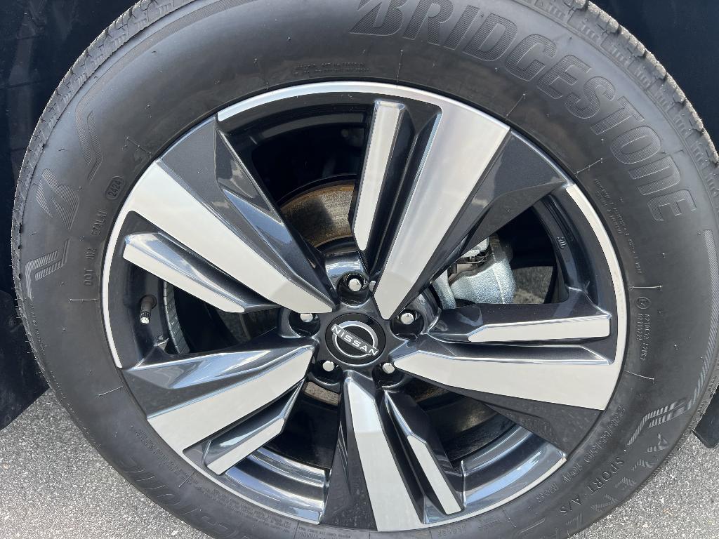 used 2024 Nissan Rogue car, priced at $32,975